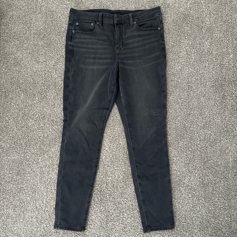 American Eagle Super Hi-Rise Jegging